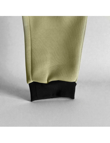 Hose 2.COZY Green Almond